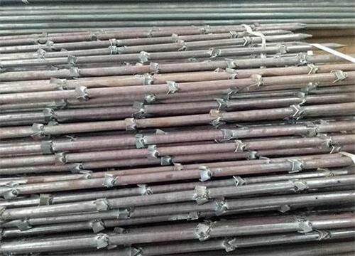 杜尔伯特隧道钢花管